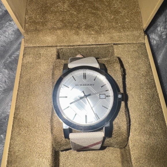 Burberry Silver Dial Watch with Checkered Strap - Picture 2 of 8